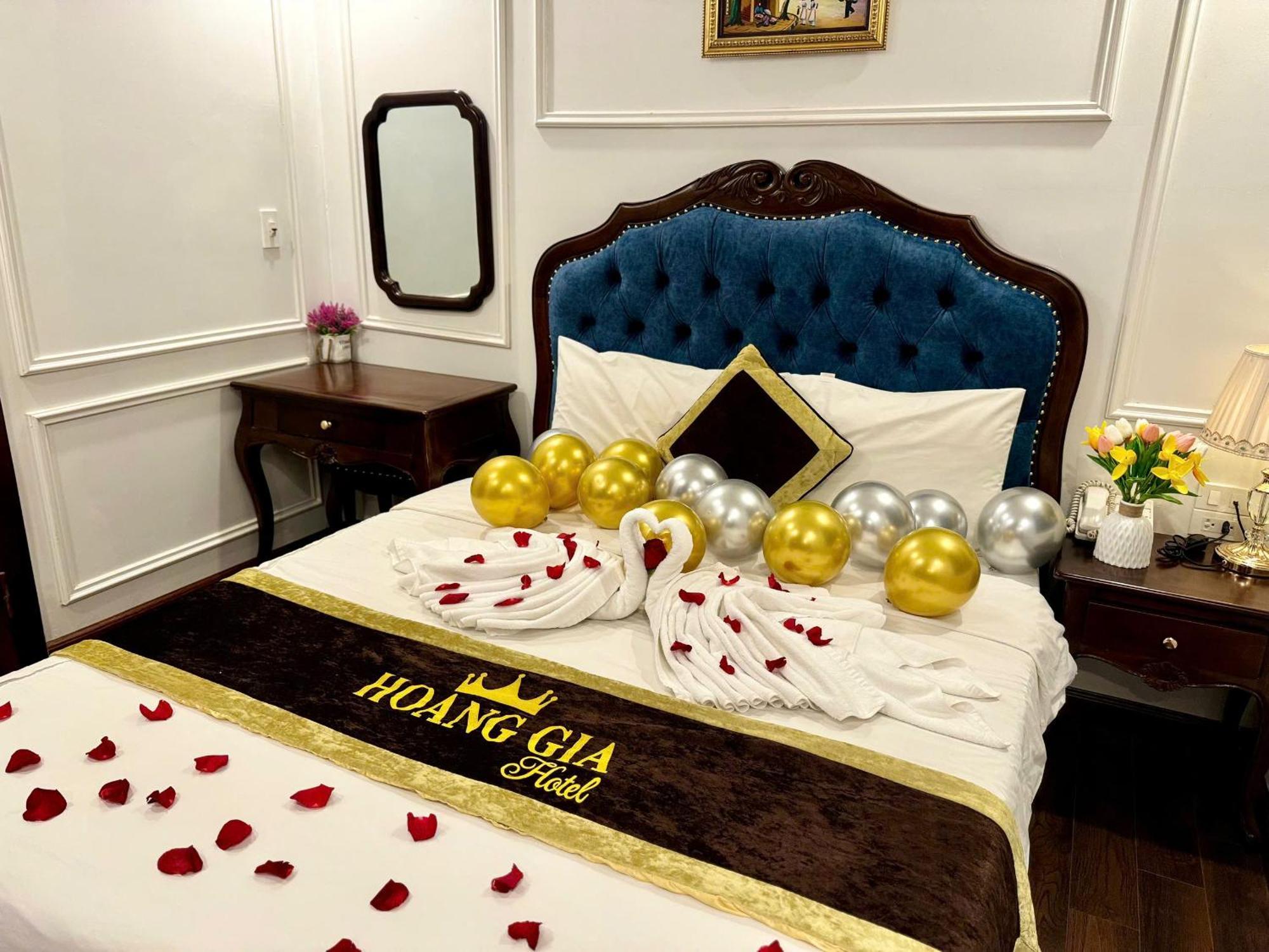 Hoang Gia Hotel Nhan Hoa 河内 外观 照片