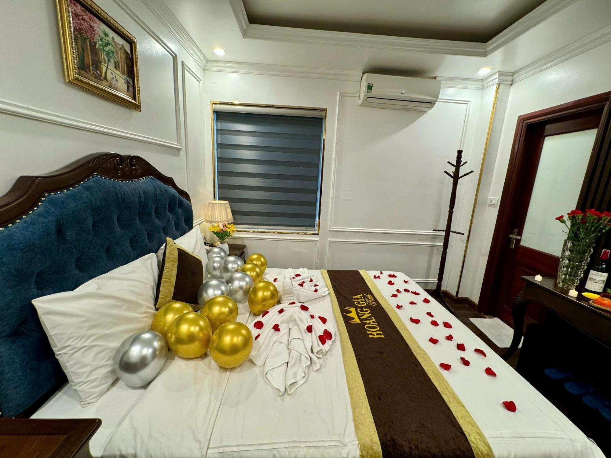 Hoang Gia Hotel Nhan Hoa 河内 外观 照片