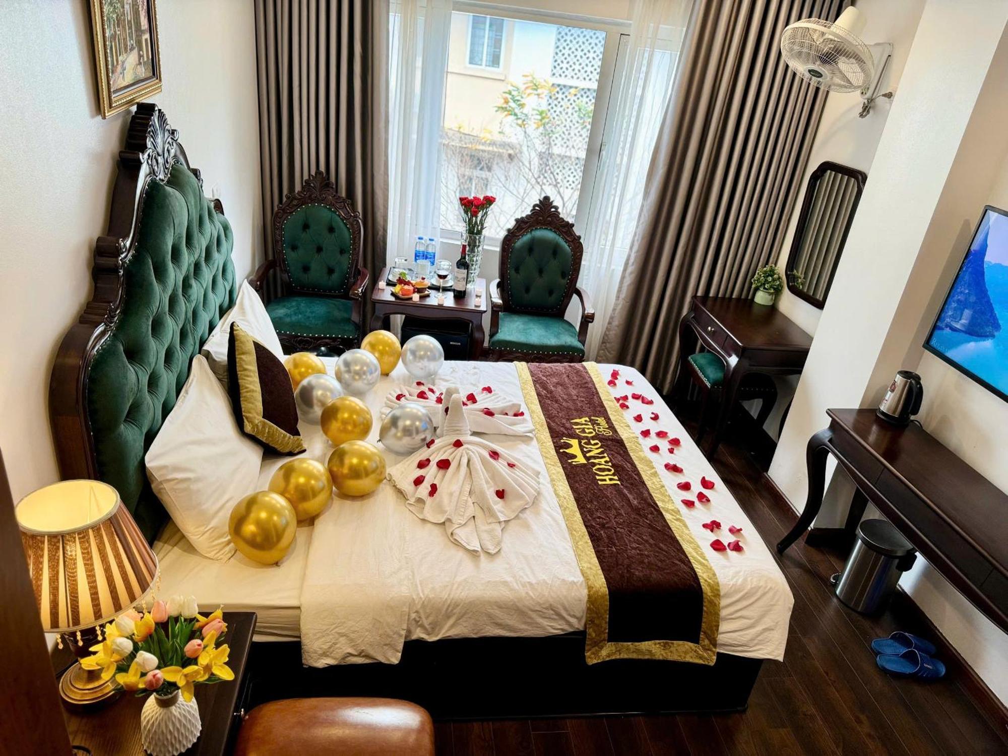 Hoang Gia Hotel Nhan Hoa 河内 外观 照片