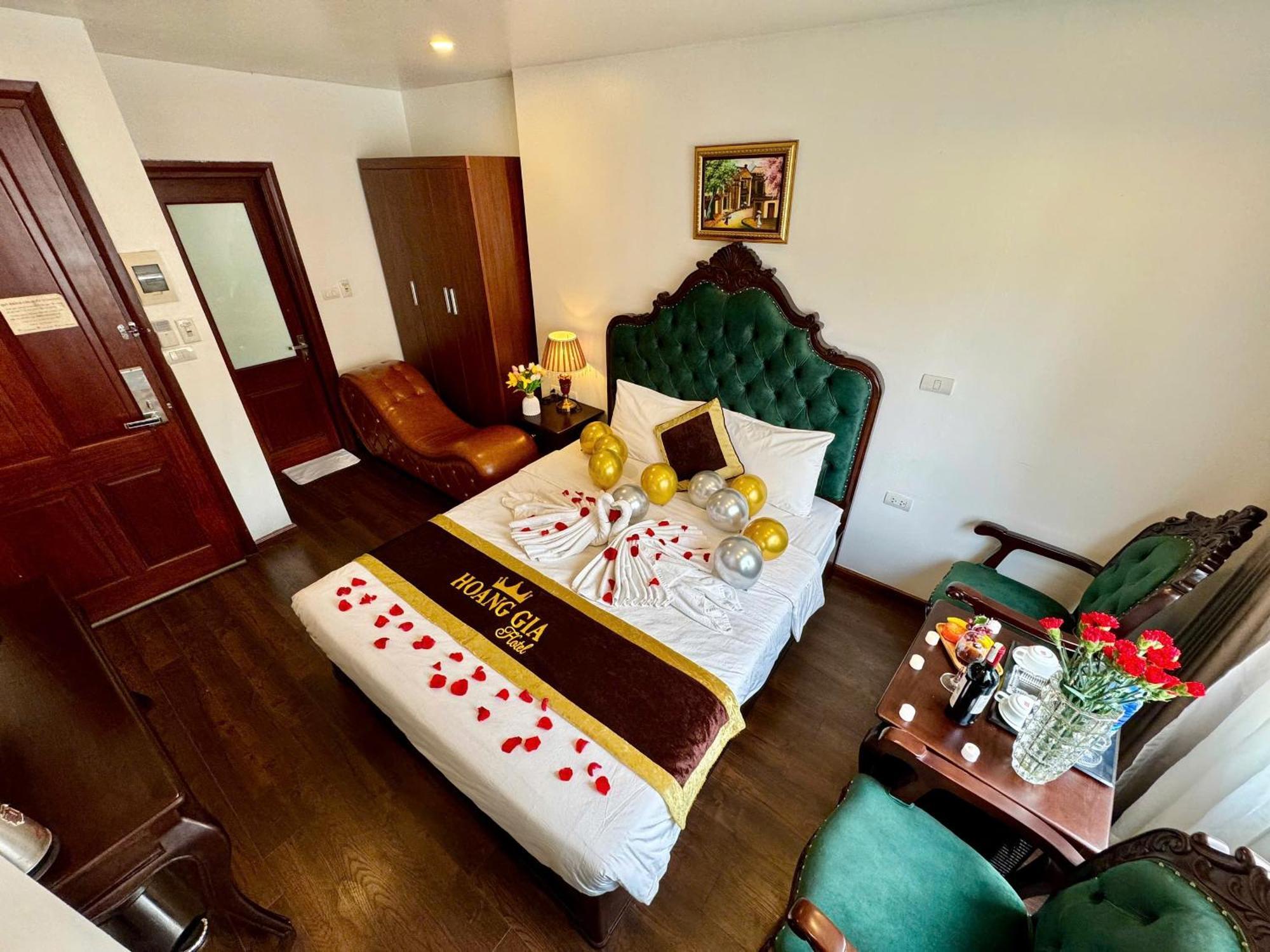 Hoang Gia Hotel Nhan Hoa 河内 外观 照片