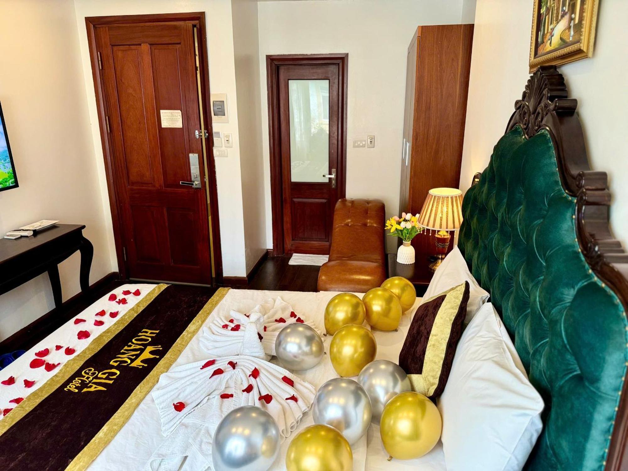 Hoang Gia Hotel Nhan Hoa 河内 外观 照片