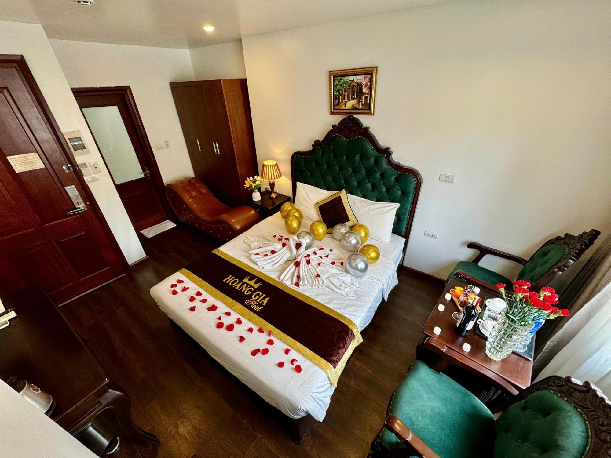 Hoang Gia Hotel Nhan Hoa 河内 外观 照片