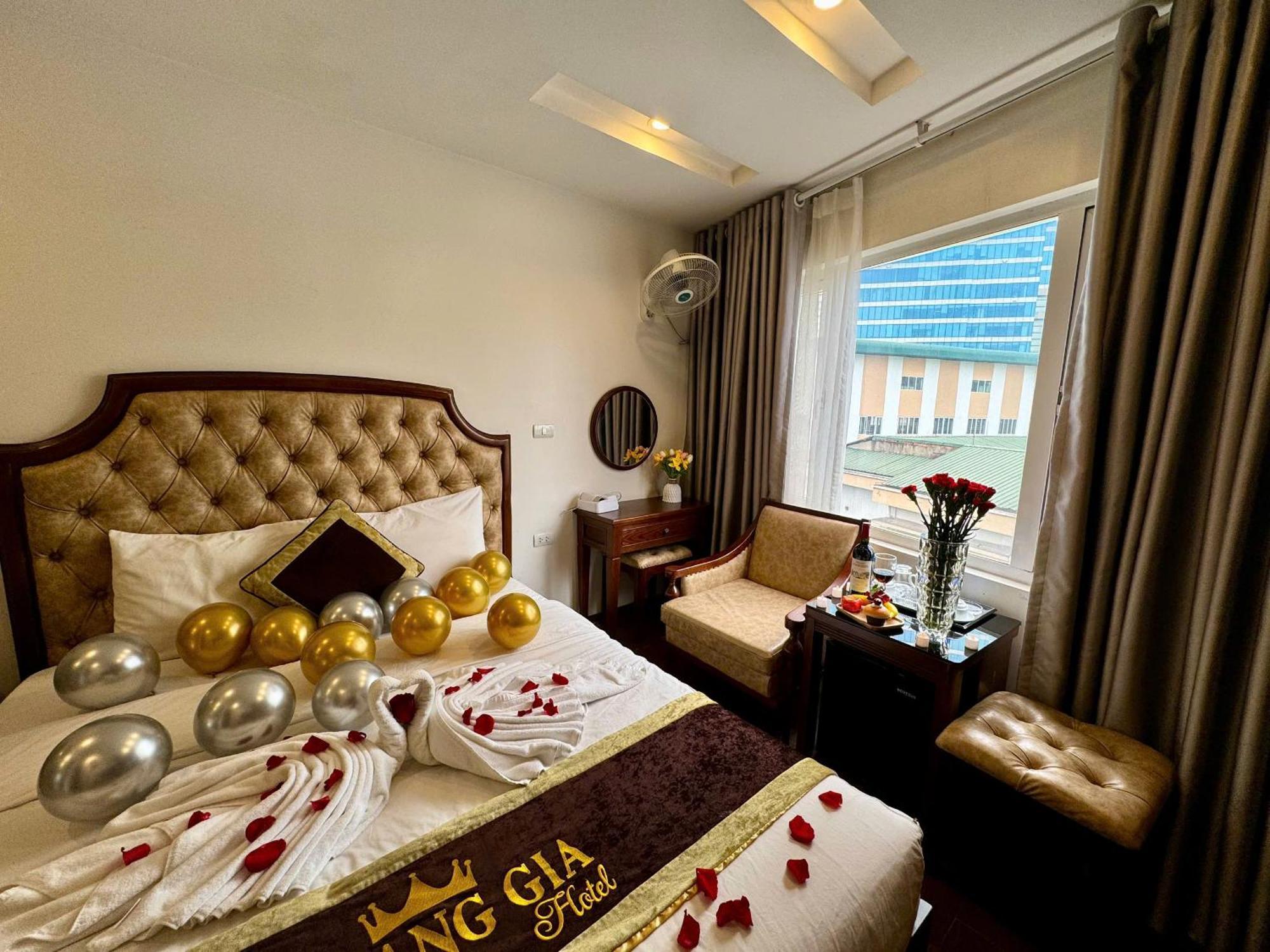 Hoang Gia Hotel Nhan Hoa 河内 外观 照片