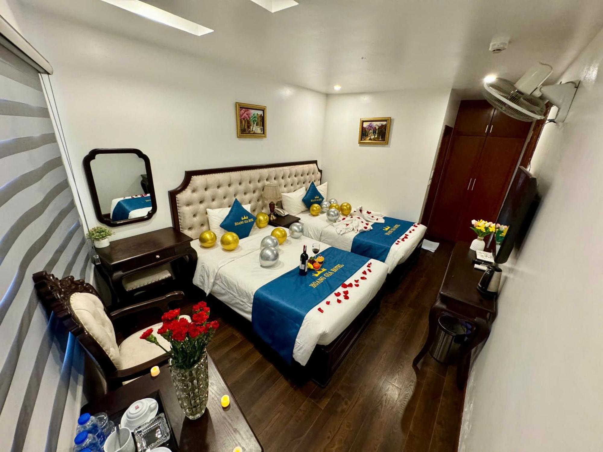 Hoang Gia Hotel Nhan Hoa 河内 外观 照片